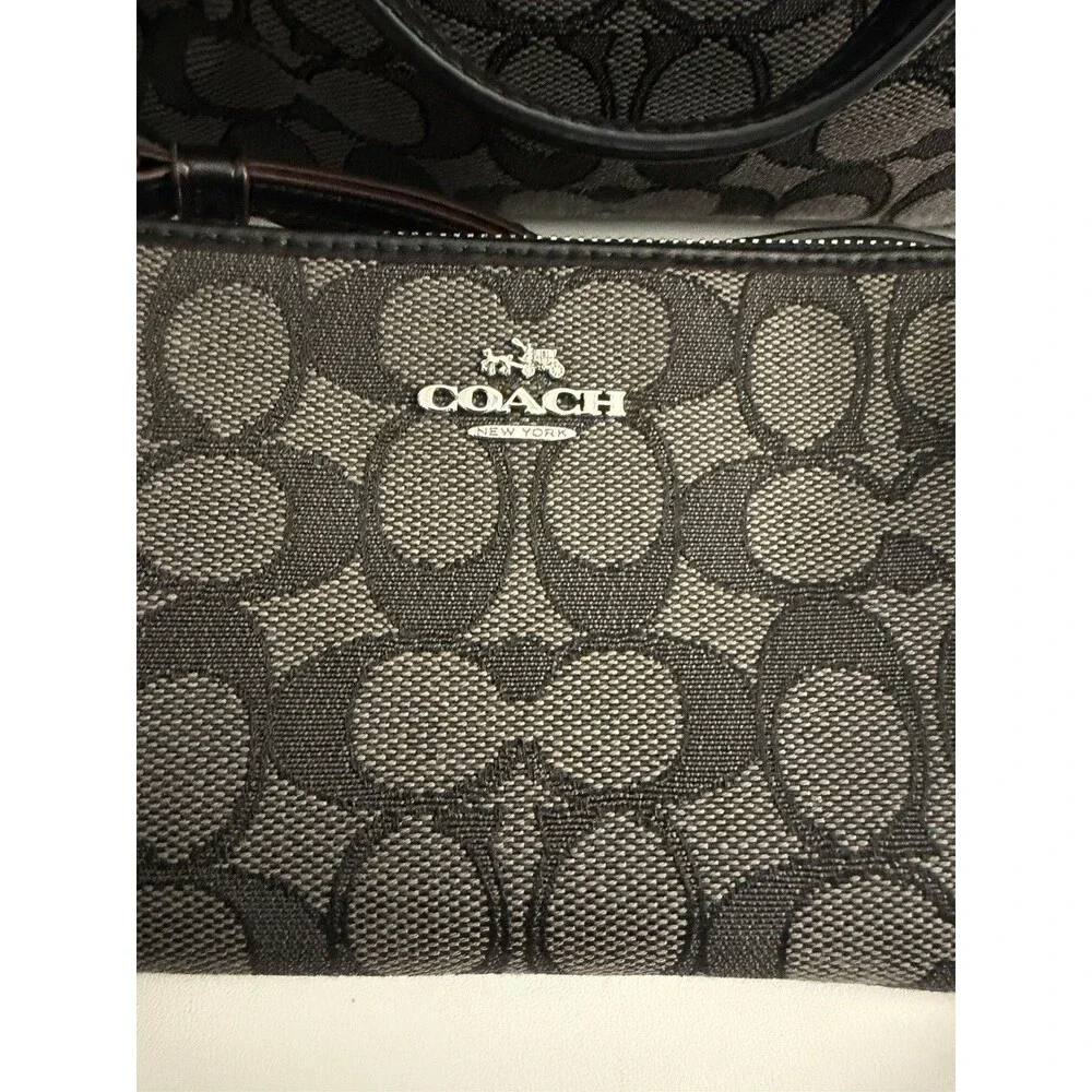 Coach f57830 signature
